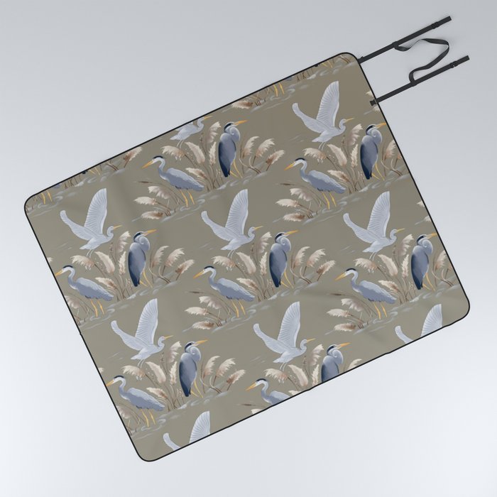 Great Blue Heron - Tan and Gray Picnic Blanket