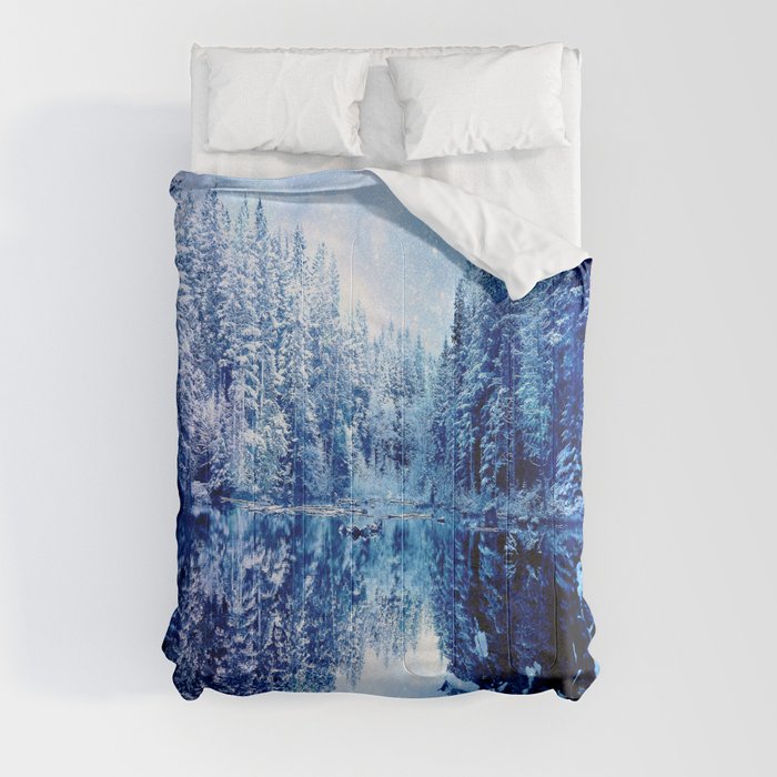 Blue Winter Wonderland : Forest Mirror Lake Comforter