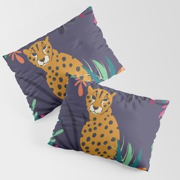 Cheetah sitting in the wild Pillow Sham