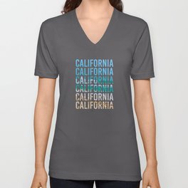 California honeymoon trip for newlyweds. Perfect present for mother dad friend him or her  V Neck T Shirt