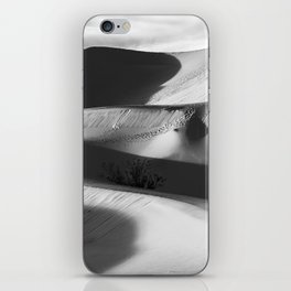 Mesquite Dunes bw iPhone Skin