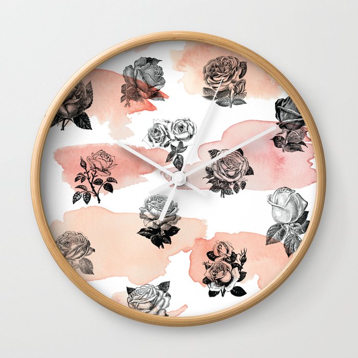 Watercolor Vintage Roses Pattern Wall Clock