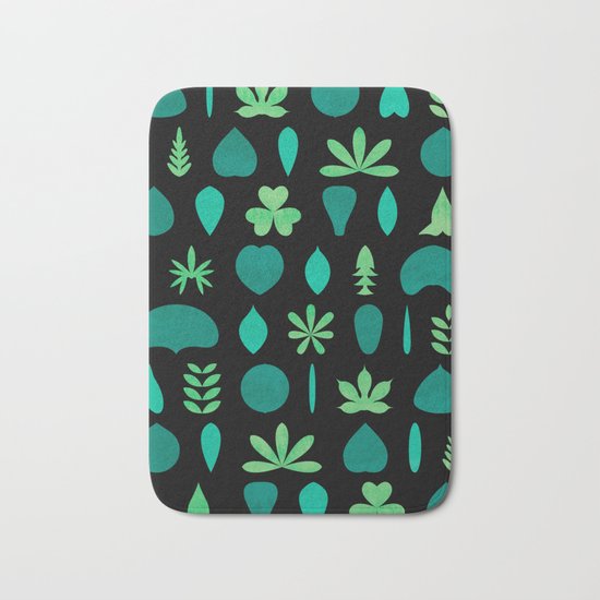 Leaf Shapes and Arrangements Pattern Dark Bath Mat
