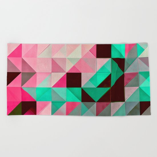 mynt chysyr Beach Towel