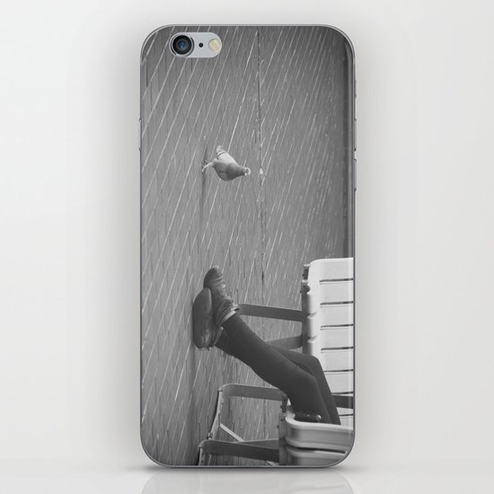 pigeon toes... iPhone & iPod Skin
