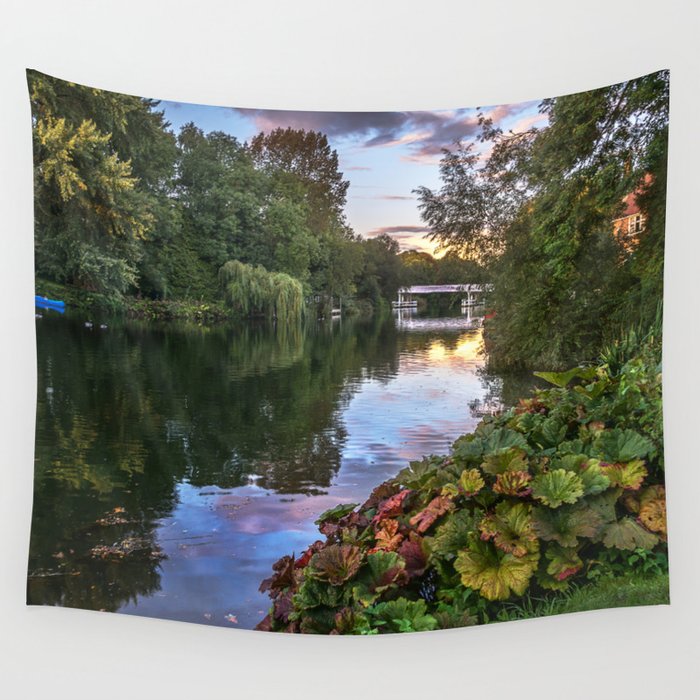 The Thames At Pangbourne Wall Tapestry