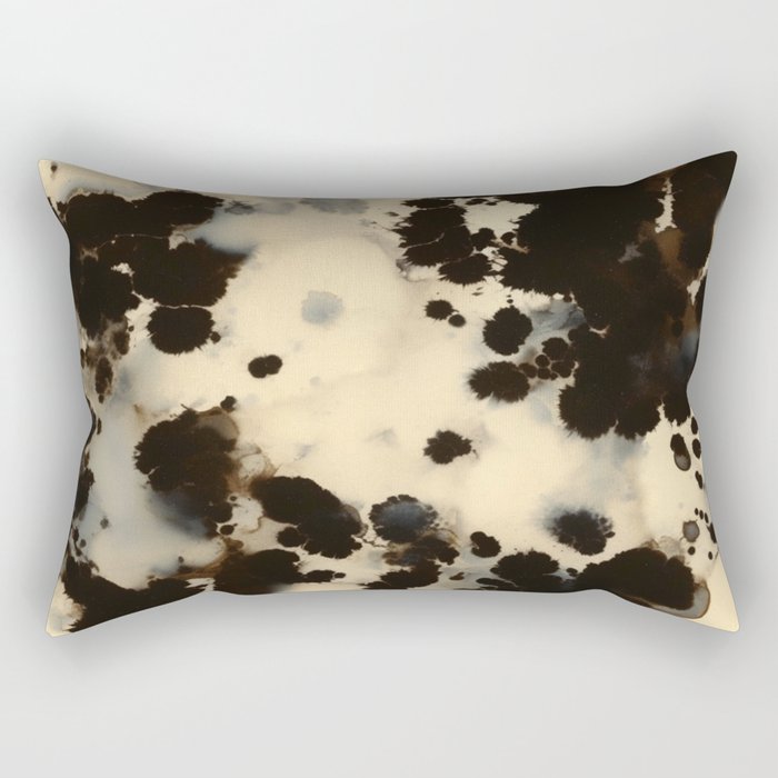 Black and White Tortoiseshell Pattern