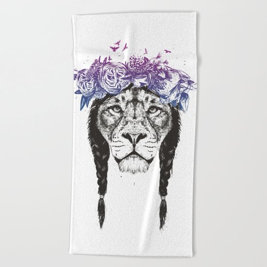 King of lions Beach Towel