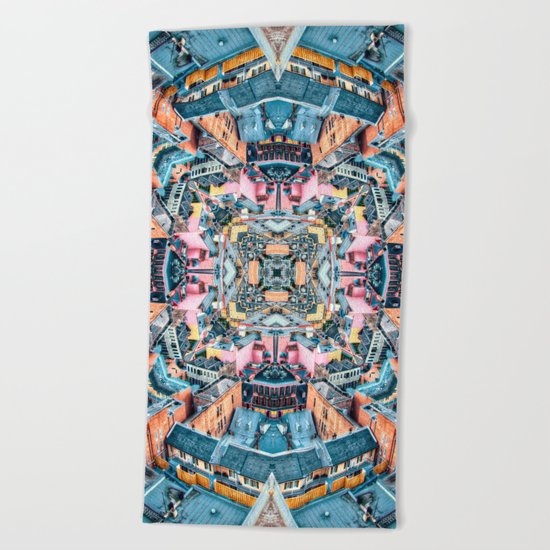 City In A Circle Beach Towel