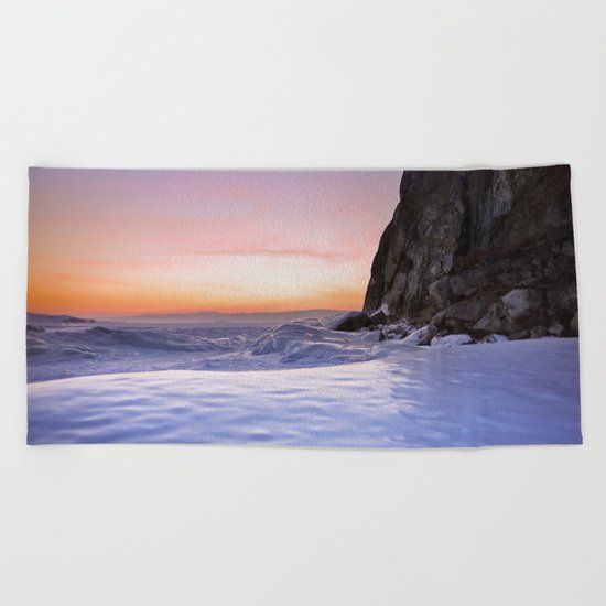 Sea foam Beach Towel