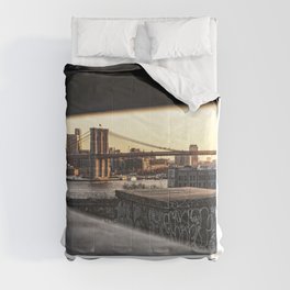 Brooklyn Bridge Minimalist NYC Comforter