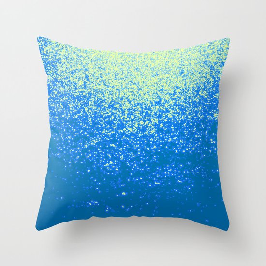 dream about flying Throw Pillow