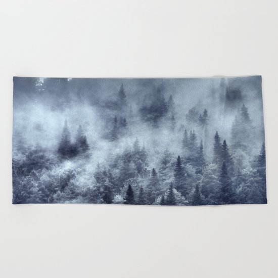 Simbiosis IV Beach Towel