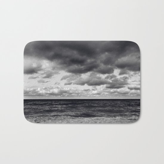 m-a-r-e Bath Mat