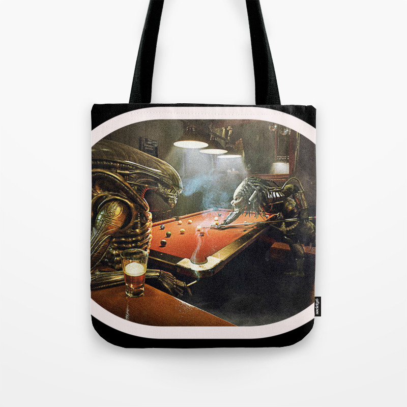 Predator V Alien Tote Bag