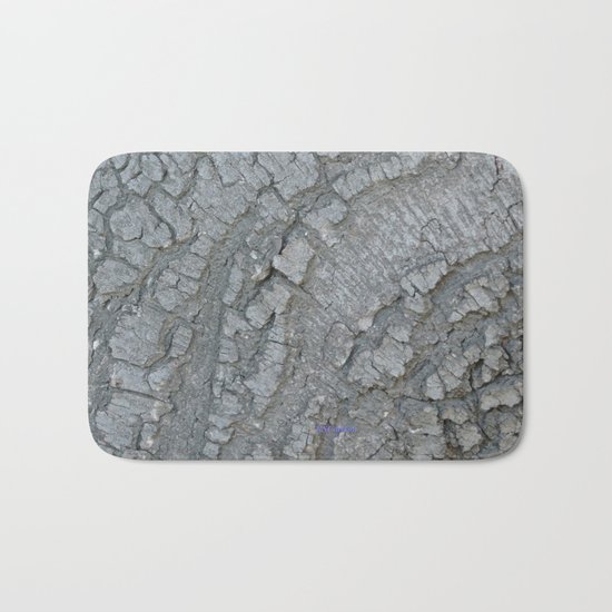 TEXTURES -- California Bay Tree Bark Bath Mat