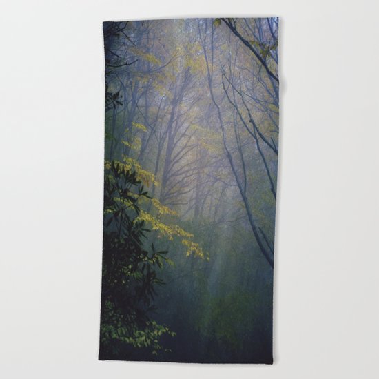 In the fog Beach Towel