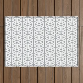 Triangles | Ultimate Gray Outdoor Rug