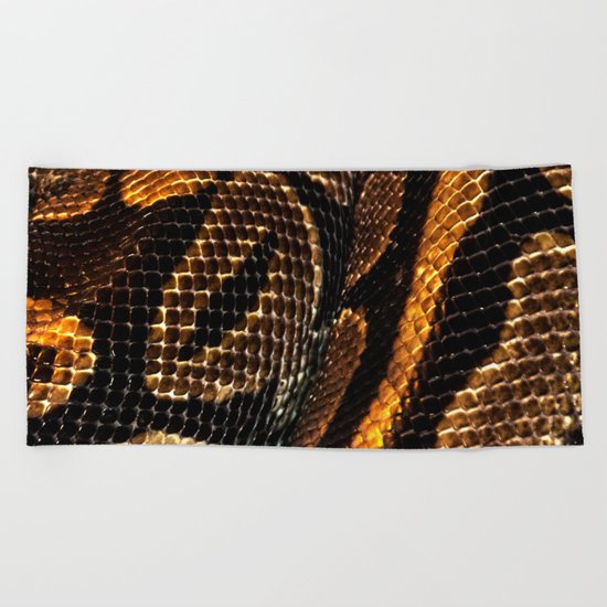 SNAKING Beach Towel