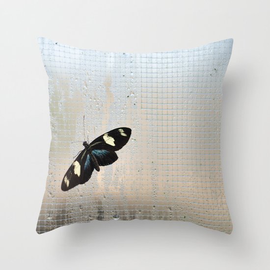 Let me out of here Throw Pillow