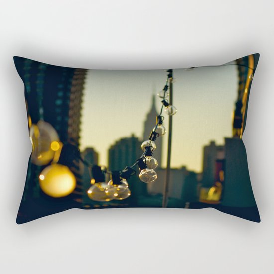 Brief moment of clarity Rectangular Pillow