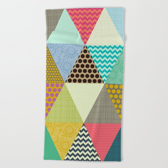 New York Beauty triangles Beach Towel