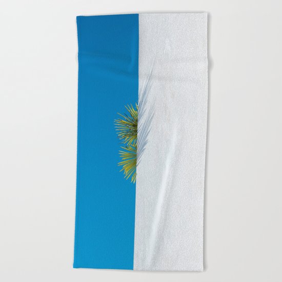 Over the tropical garden wall Beach Towel
