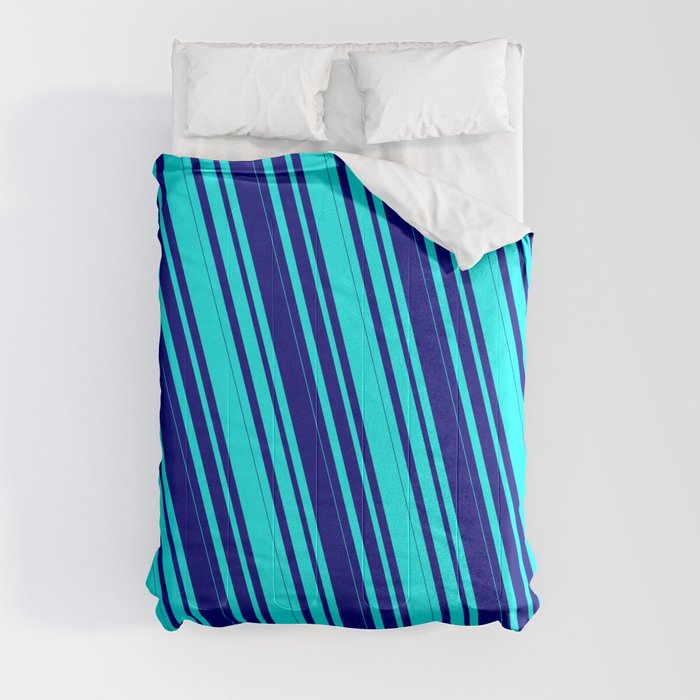 Cyan & Blue Colored Lined Pattern Comforter