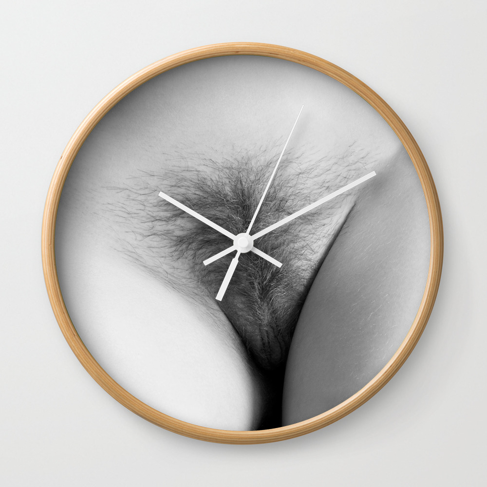 origin-delicate-pussy-of-sexy-nude-woman-wall-clocks.jpg