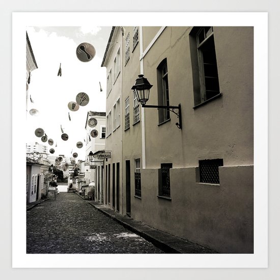 circles in the sky Art Print