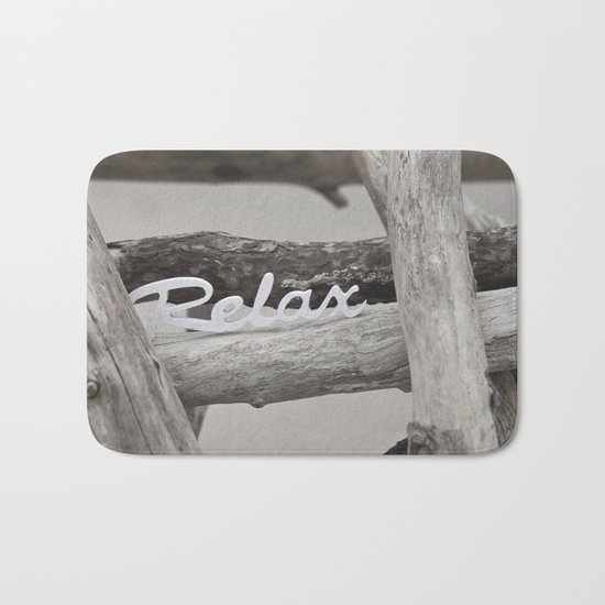 Relax driftwood summer beach Bath Mat