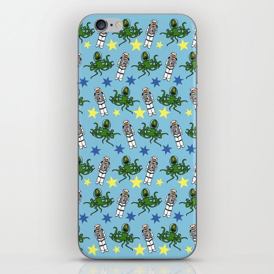 Aliens & Astronauts pattern iPhone & iPod Skin