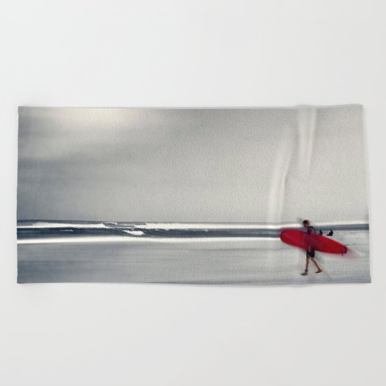 RED surfBoard 16 Beach Towel
