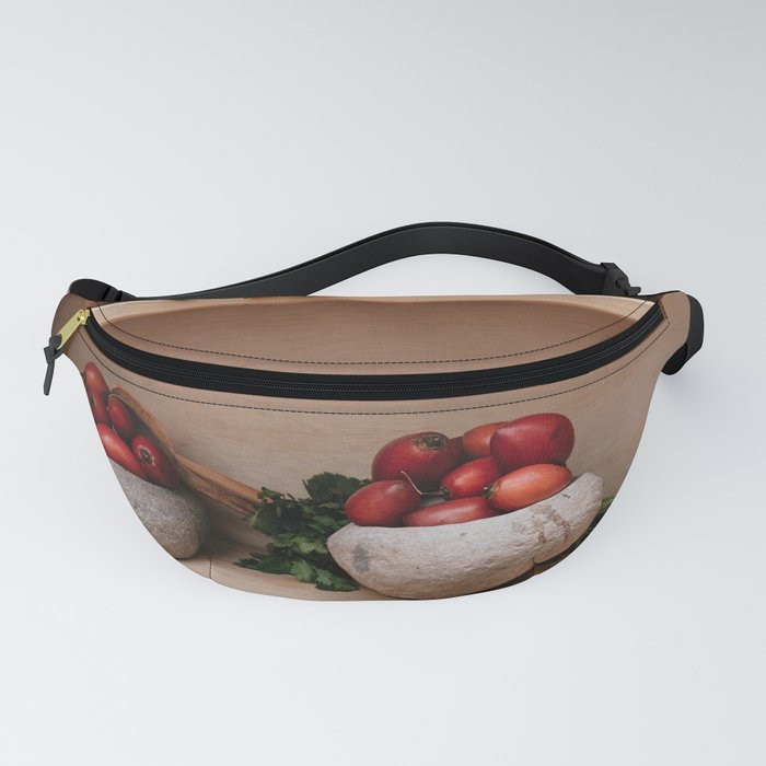 Wild Tomatoes. Fanny Pack