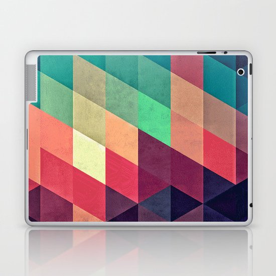 xy tyrquyss Laptop & iPad Skin