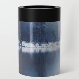 Foggy Winter Lake Can Cooler