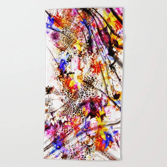 Tiger flower Beach Towel
