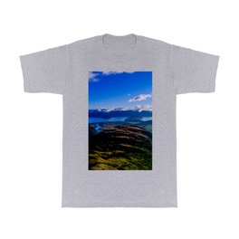 lake wanaka covered in blue colors new zealand beauties T Shirt