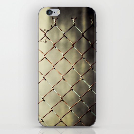 Link iPhone & iPod Skin