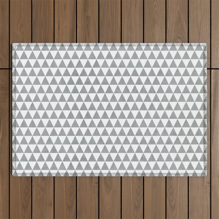 triangles - gray and white Outdoor Rug