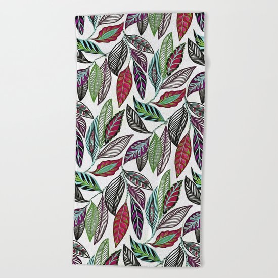Colorful leaves pattern Beach Towel