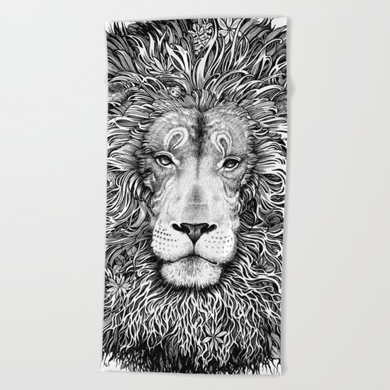 king of the jungle Beach Towel