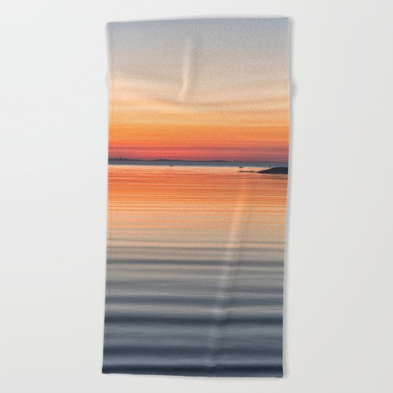 Ripples sea and sky Beach Towel