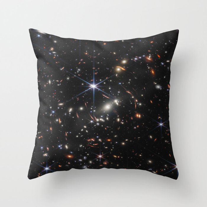 Nasa picture 63 : first deep field by James Webb telescope Throw Pillow