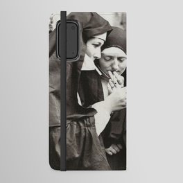 Nuns Smoking Android Wallet Case