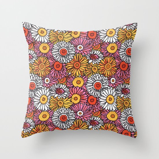 Daisy Pattern Throw Pillow