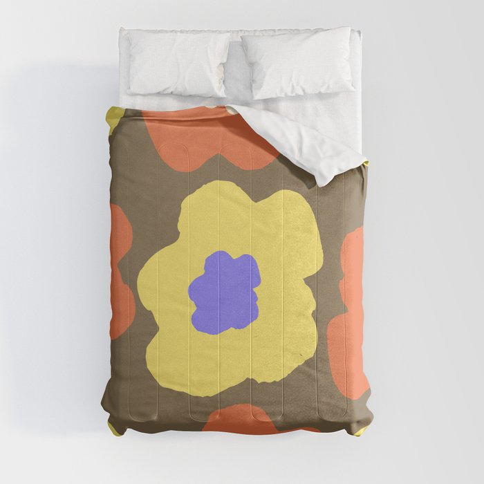 Large Pop-Art Retro Flowers in Yellow Very Peri Lavender Orange on Green Background  Comforter