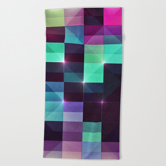 yts blycks Beach Towel