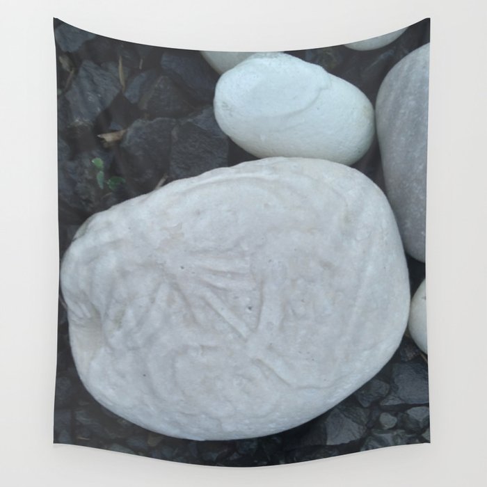 Ice design on white rocks Wall Tapestry
