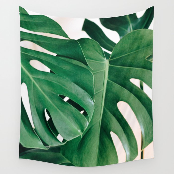 Green Design Wall Tapestry
